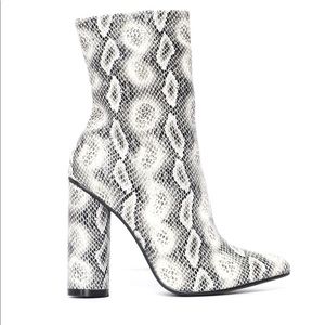 Midnight Lover FN snake booties